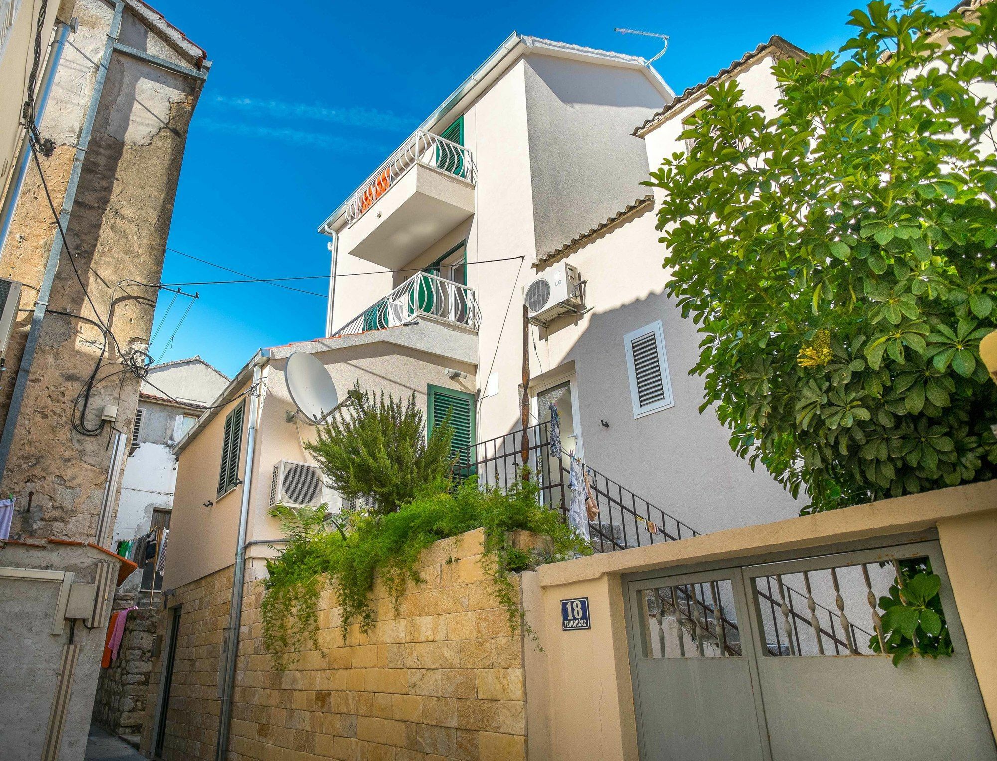 Split Allure Apartments Extérieur photo